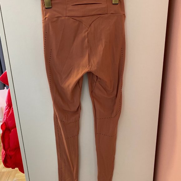 Gymshark Laser Cut Tights - Picture 8 of 9